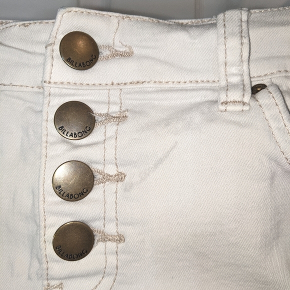 Button-Up Billabong Mid-Rise Shortie - Picture 3 of 7